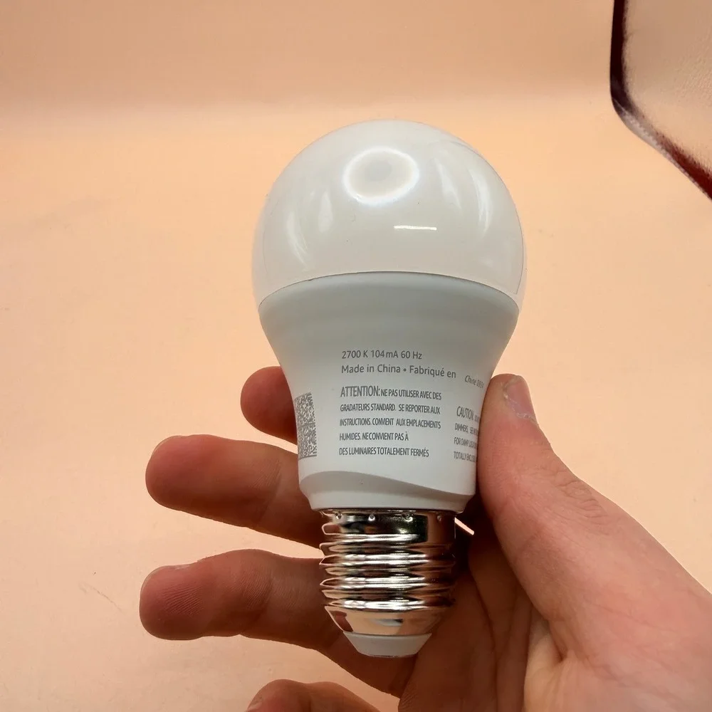 Amazon Basics Smart A19 LED Light Bulb, Dimmable Soft White (2700K), 7.5W (60W